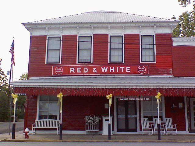 Red and White Grocery Logo - Red & White grocery store - Fayetteville, TX | Vintage Grocery ...