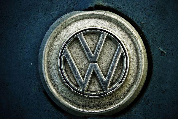 Classic Volkswagen Logo - Vintage vw Logos