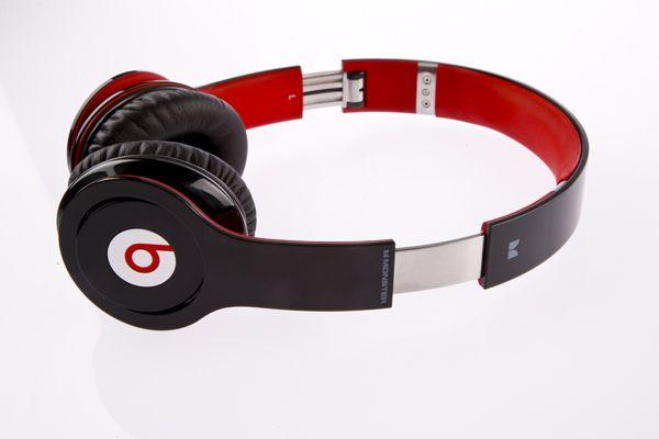 Red and Black Beats Logo - Monster Beats Solo HD Review