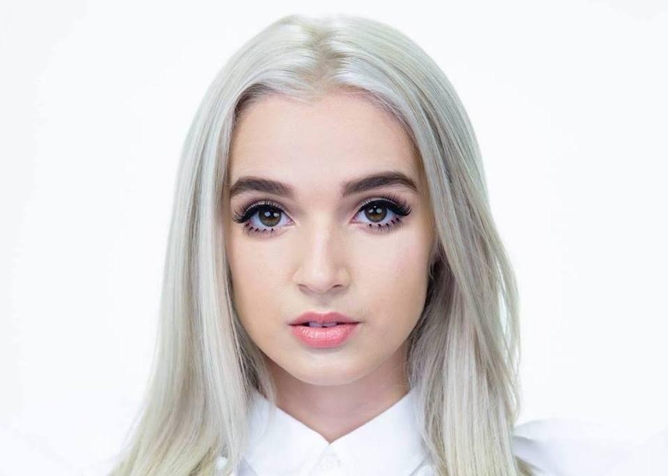 Poppy Singer Logo - Singer & Internet Sensation Poppy To Collab with Diplo and Grimes