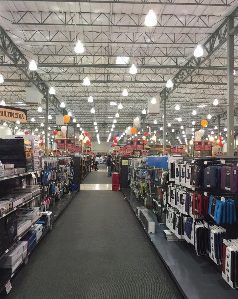 Fry's Electronics Logo - When aisles are clean.... - Fry's Electronics Office Photo | Glassdoor