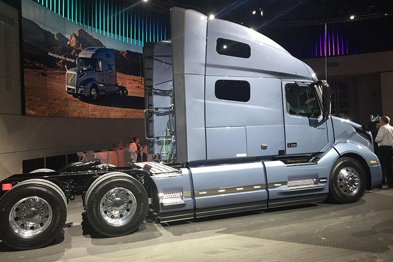 2018 Volvo Truck Logo - Volvo Unveils Redesign of Mainstay VNL Long-Haul Truck | Trucks.com