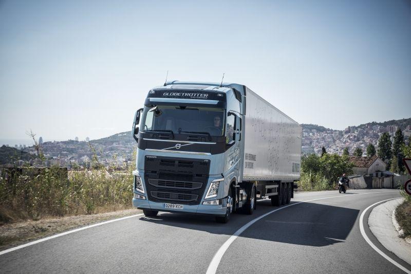 2018 Volvo Truck Logo - The winners of the Sustainable Truck of the Year 2018 - SABO