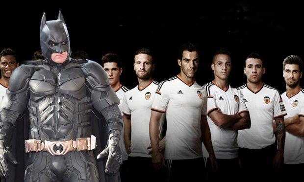 New Bat Logo - Trending | DC Comics are suing Spanish club Valencia over their new ...
