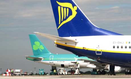 Irish Airline Dublin Logo - Ryanair plans €640m Aer Lingus takeover | Business | The Guardian