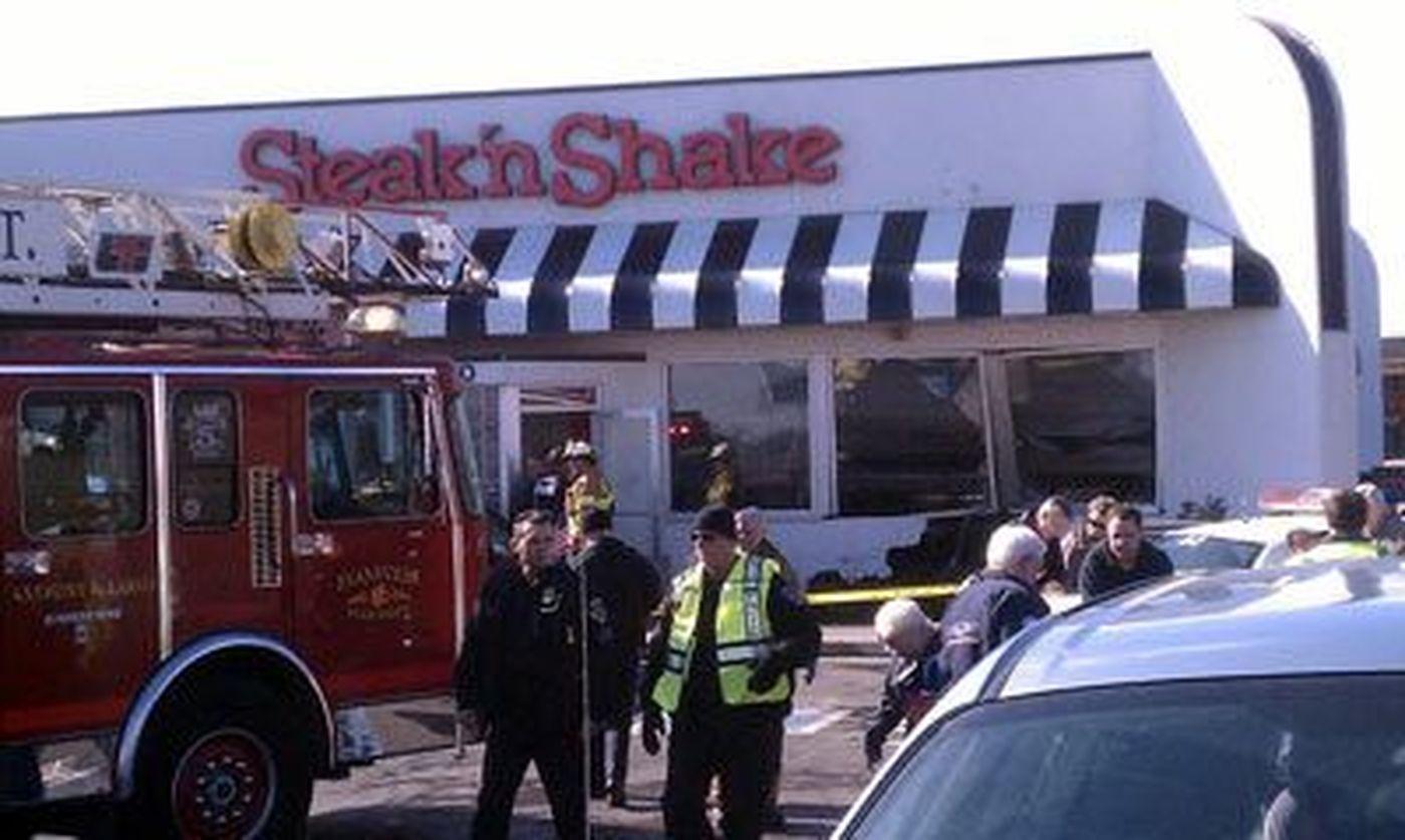 Evansville Steak 'N Shake Logo - Several hurt when car drives through west side Steak N Shake