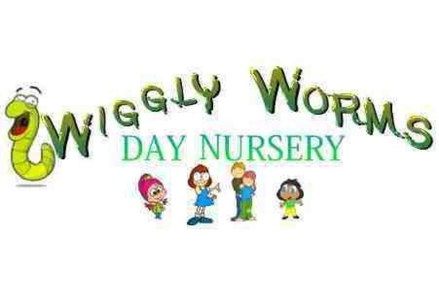 Wiggly Worm Logo - Wiggly Worms Day Nursery Tottenham, Haringey