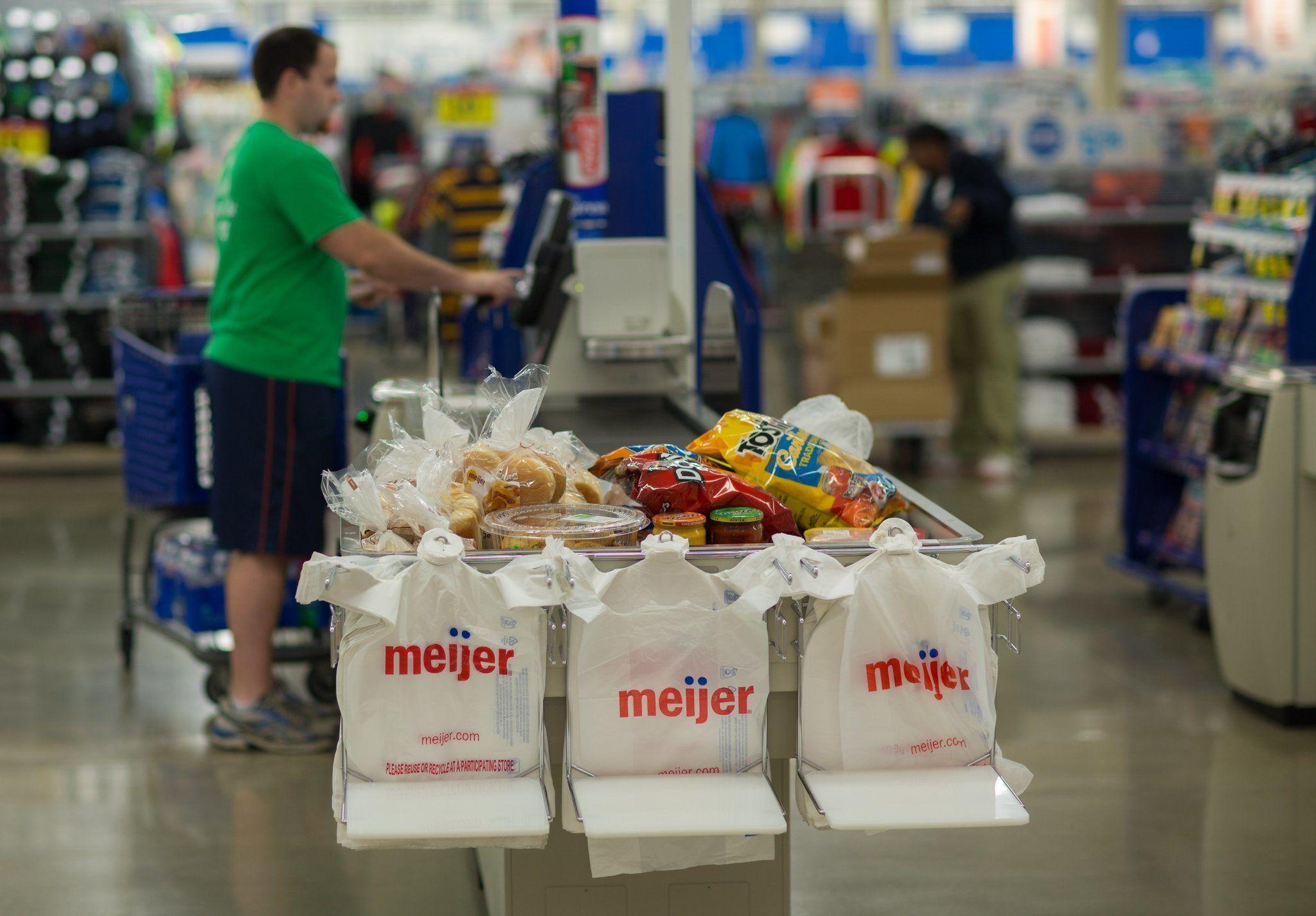 Meijer Grocery Logo - Meijer to close two Chicago-area stores - Chicago Tribune