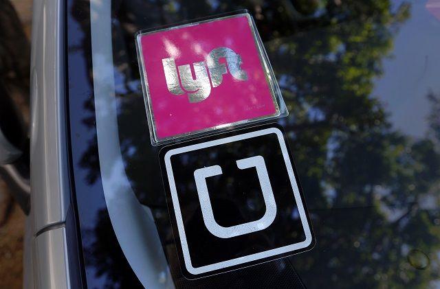 Current Uber Windshield Logo - While Uber flails, Lyft plans to scoop up cash