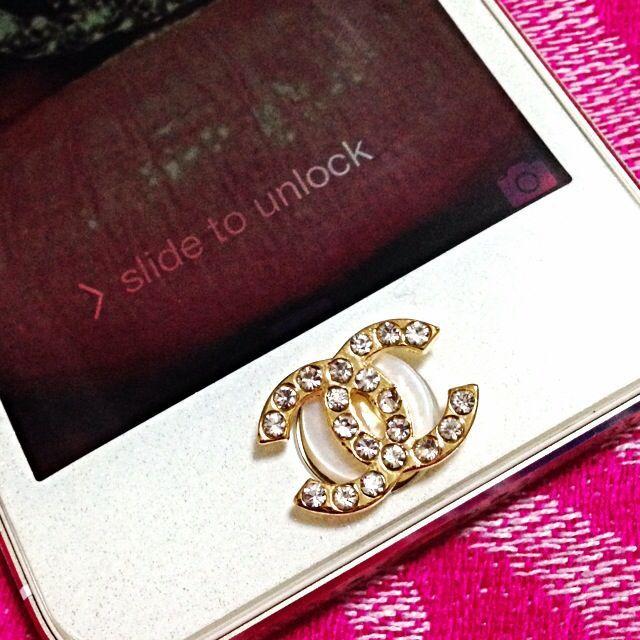 Pretty Chanel Logo - Pretty Chanel Logo iPhone Button Sticker, Luxury on Carousell