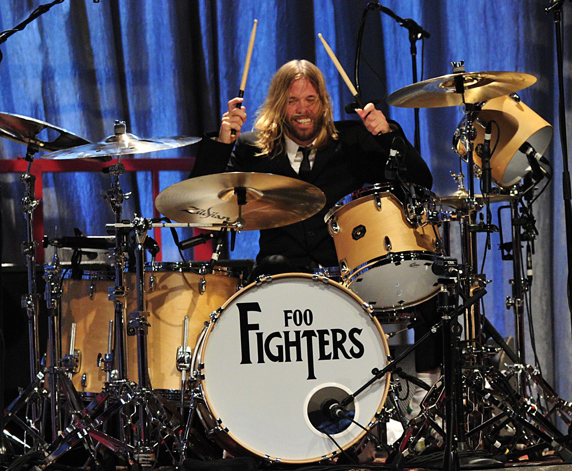 Beatles Head Logo - Taylor Hawkins' The Beatles Inspired “Drop T” Logo Foo Fighter Drum