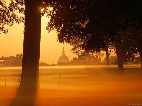 Sunrise Yellow and Red Logo - Photos: Glowing ground fog and the crescent moon — sunrise scenes ...