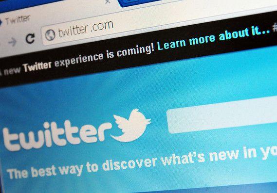 Twitter Facebook Yelp Logo - Twitter, Yelp rally, but Facebook slips - MarketWatch