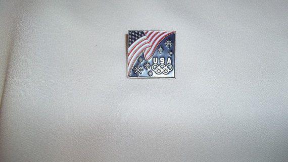 USA Red White Blue Square Logo - Vintage Patriotic Flag Pin Red White Blue Enamel Square