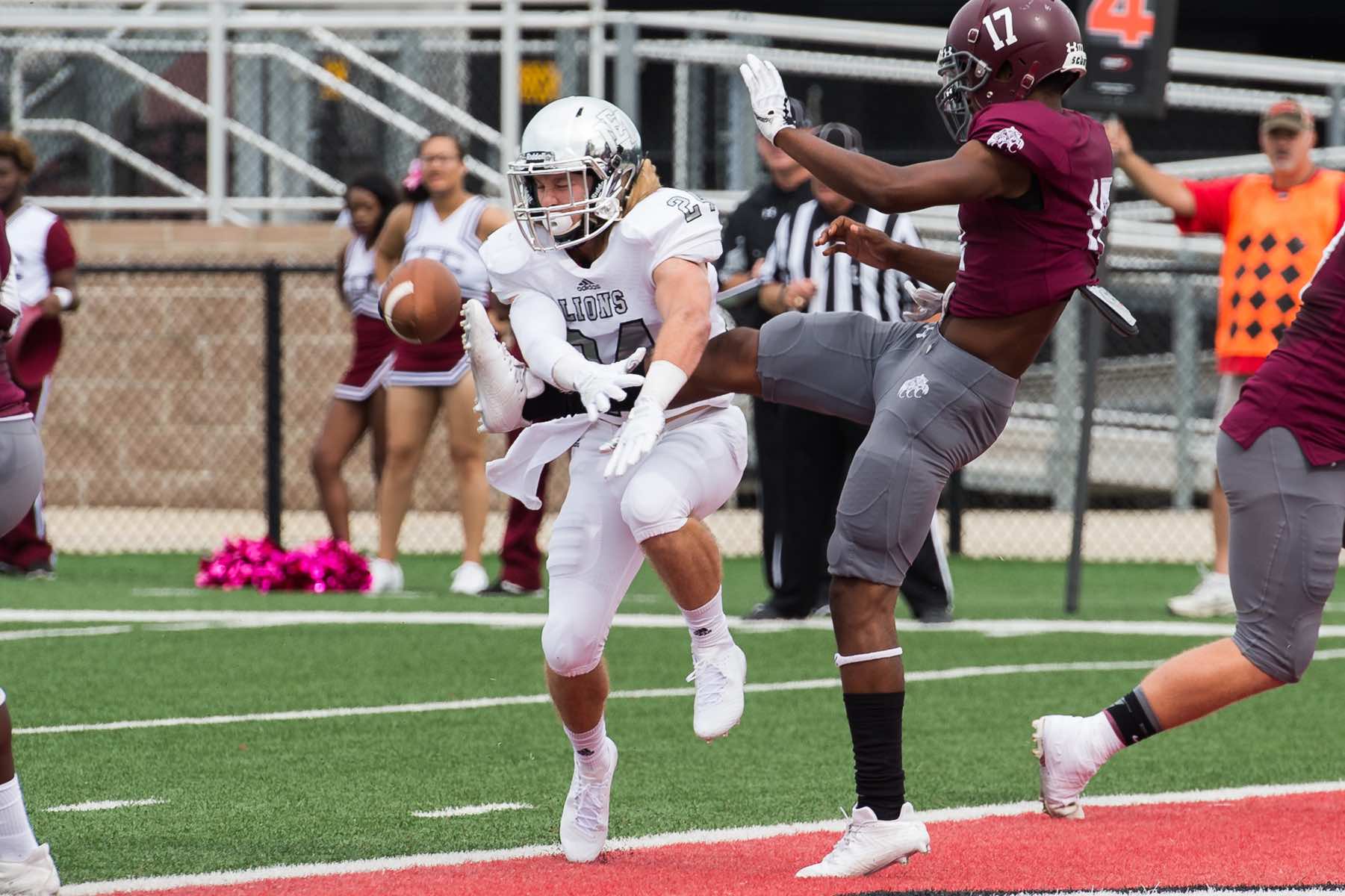 EMCC Lions Logo - Lions Roar To Convicting 72 7 Homecoming Win