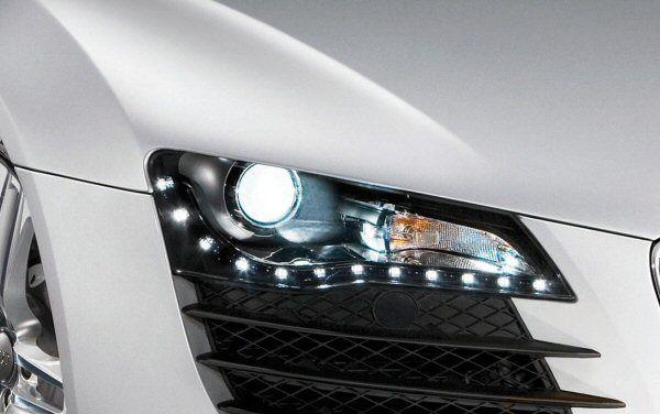 Audi R8 Headlight Logo - LED headlights available on Audi R8 from late 2007 - LEDs