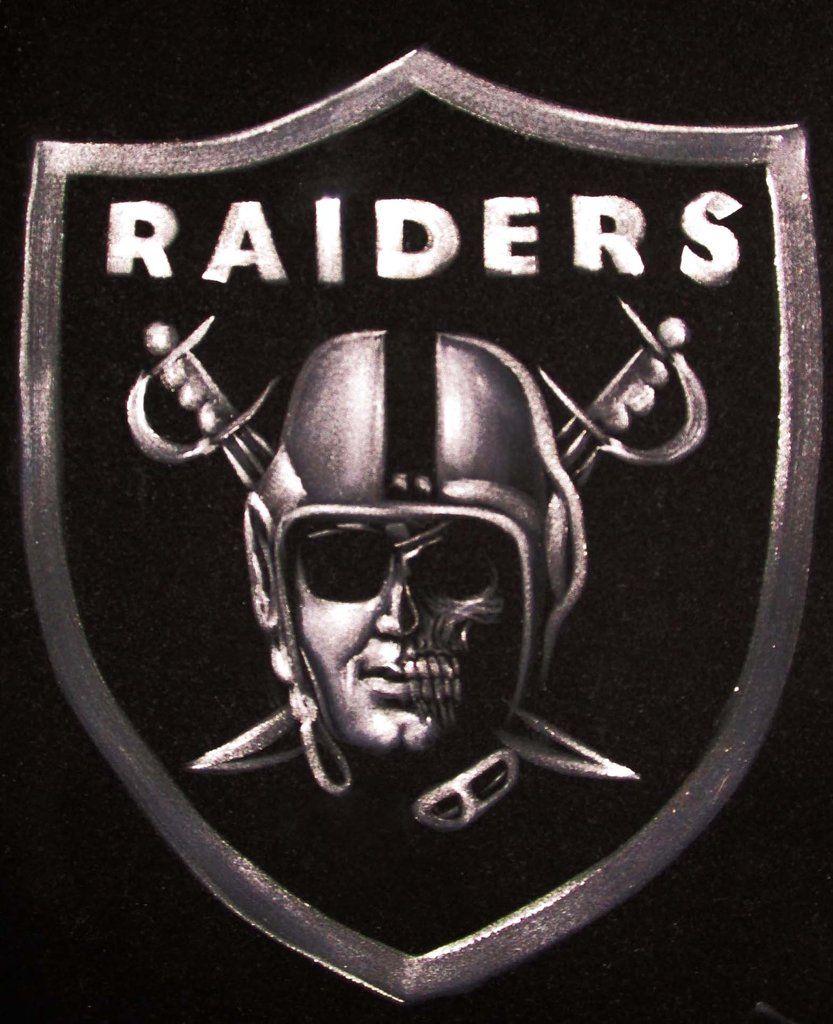 Oakland Raiders Logo - Oakland Raiders logo; Calavera half skull; Original Oil painting