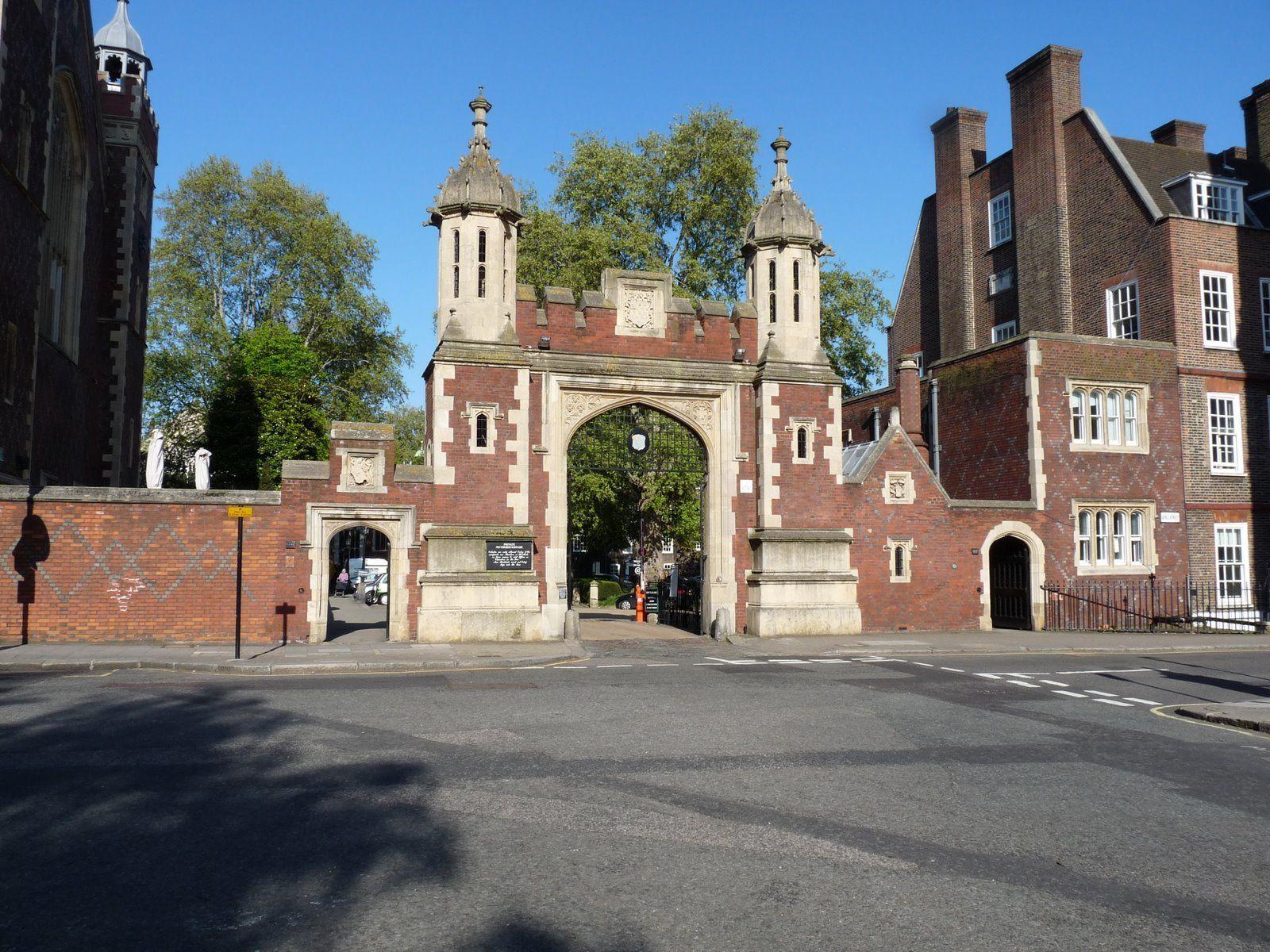 Inns of Court Logo