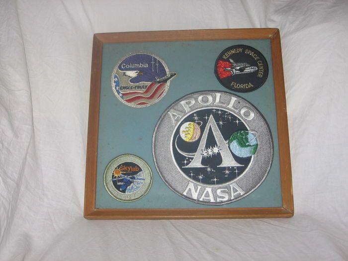 Rare NASA Logo - Collection of four,rare, NASA framed and glazed cloth badges - Catawiki