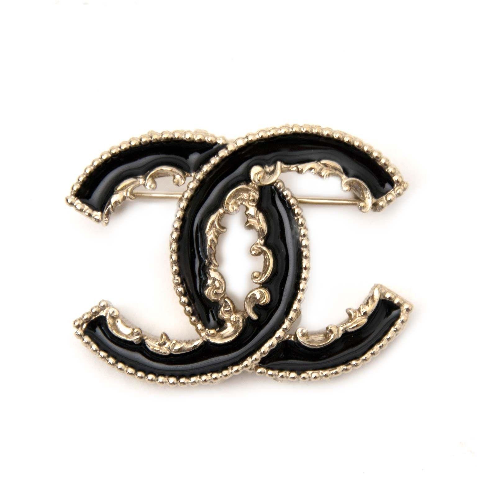 Chanel CC Logo - Labellov Chanel CC Logo Black Baroque Enamel Brooch ○ Buy and Sell