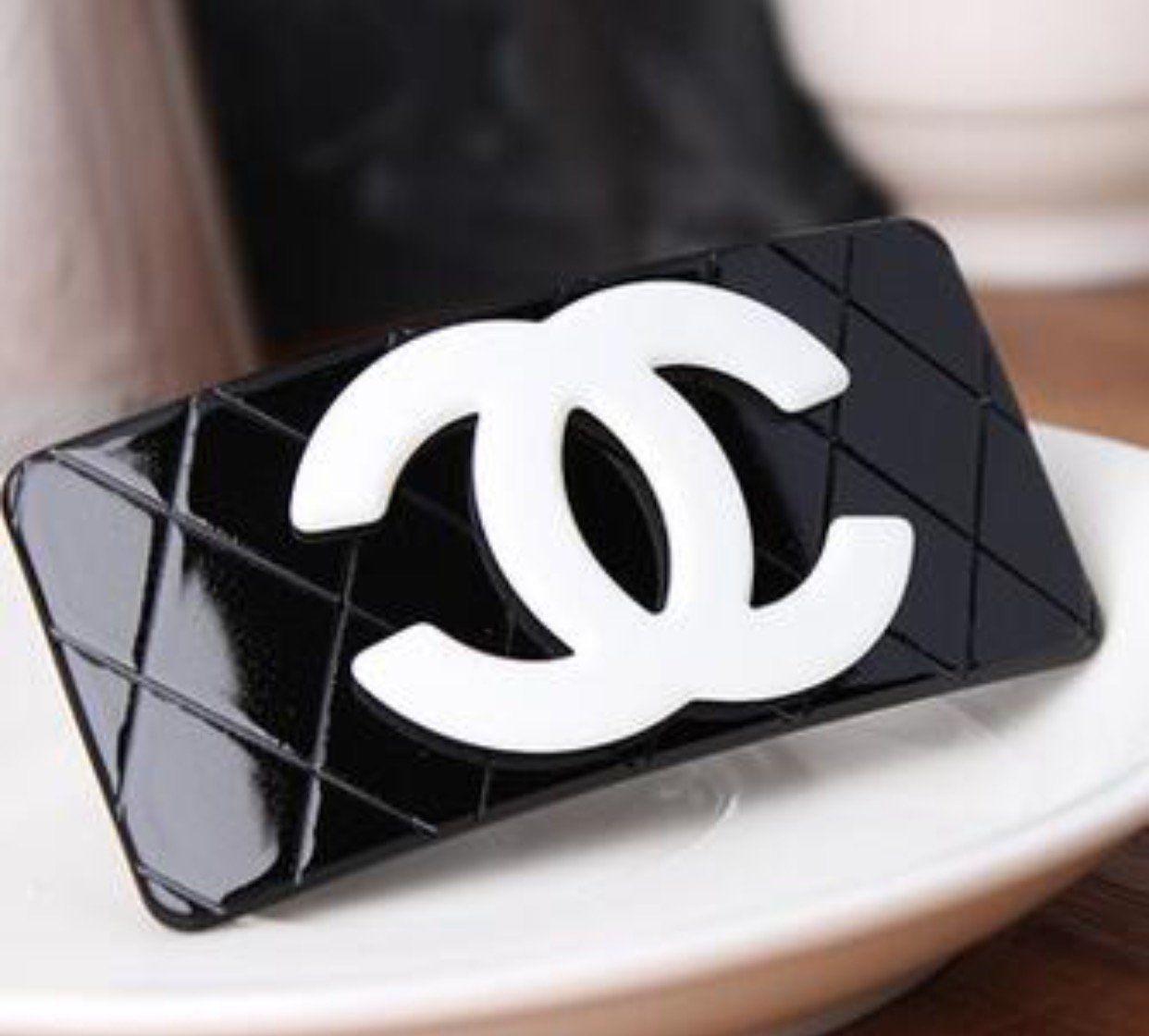 Chanel CC Logo - Chanel CC Logo Acrylic Hair Clip Vip Gift • Luxe Loves • Tictail