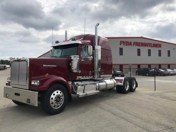 Freightliner Western Star Logo - various criteria selected (0) various criteria selected | Fastline