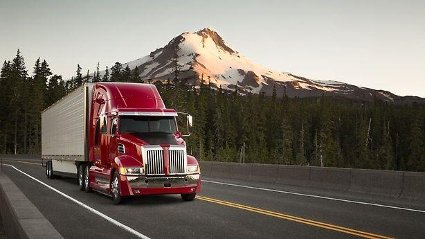 Freightliner Western Star Logo - Freightliner and Western Star: Daimler Trucks celebrates ...